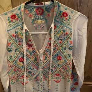 Johnny Was white shirt with detail